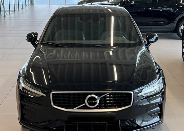 Volvo S60 cena 129900 przebieg: 124000, rok produkcji 2020 z Halinów małe 407